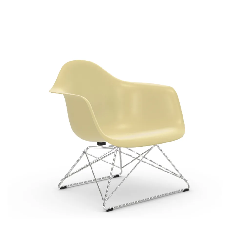 Eames fiberglass armchair LAR fåtölj, Parchment-Chrome Vitra