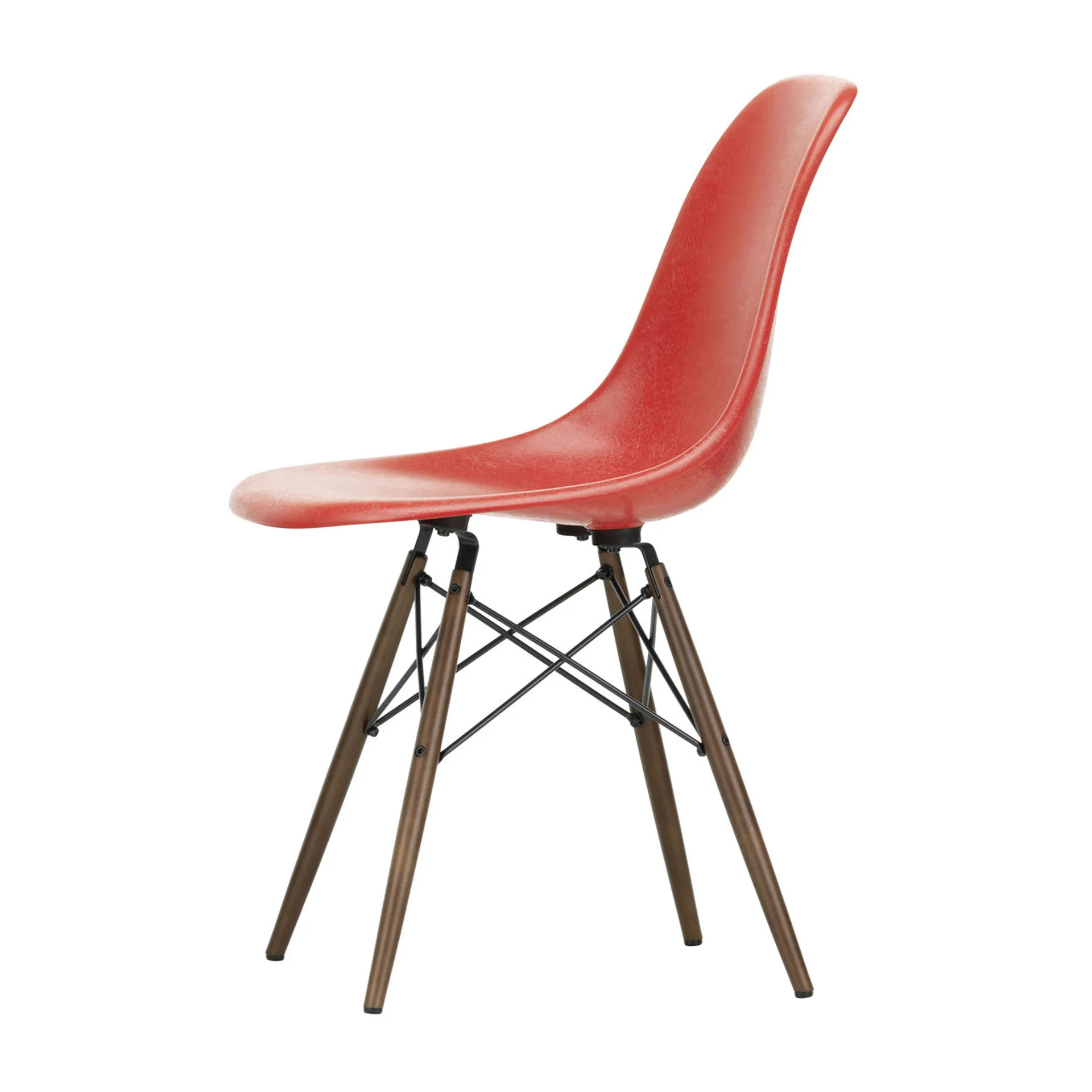 Eames Fiberglass Chairs DSW stol, classic red, brunbetsade lönnben Vitra