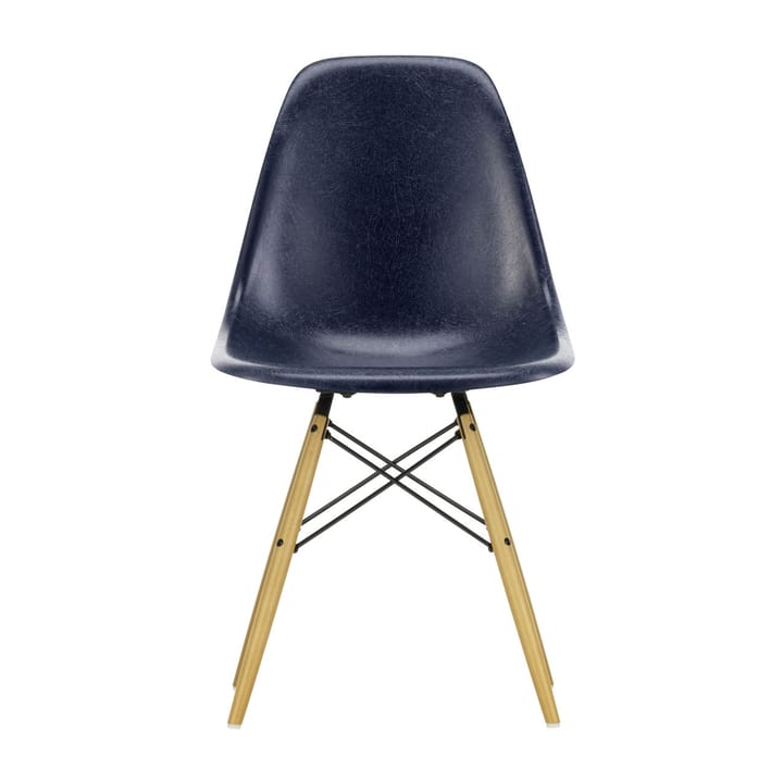 Eames Fiberglass Chairs DSW stol - navy blue, lönnben - Vitra