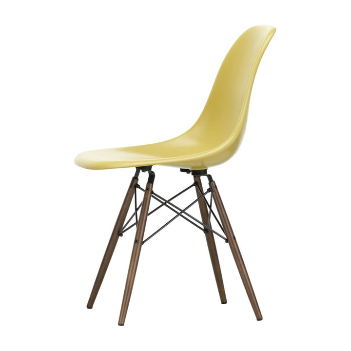 Eames Fiberglass Chairs DSW stol, ochre light, brunbetsade lönnben Vitra