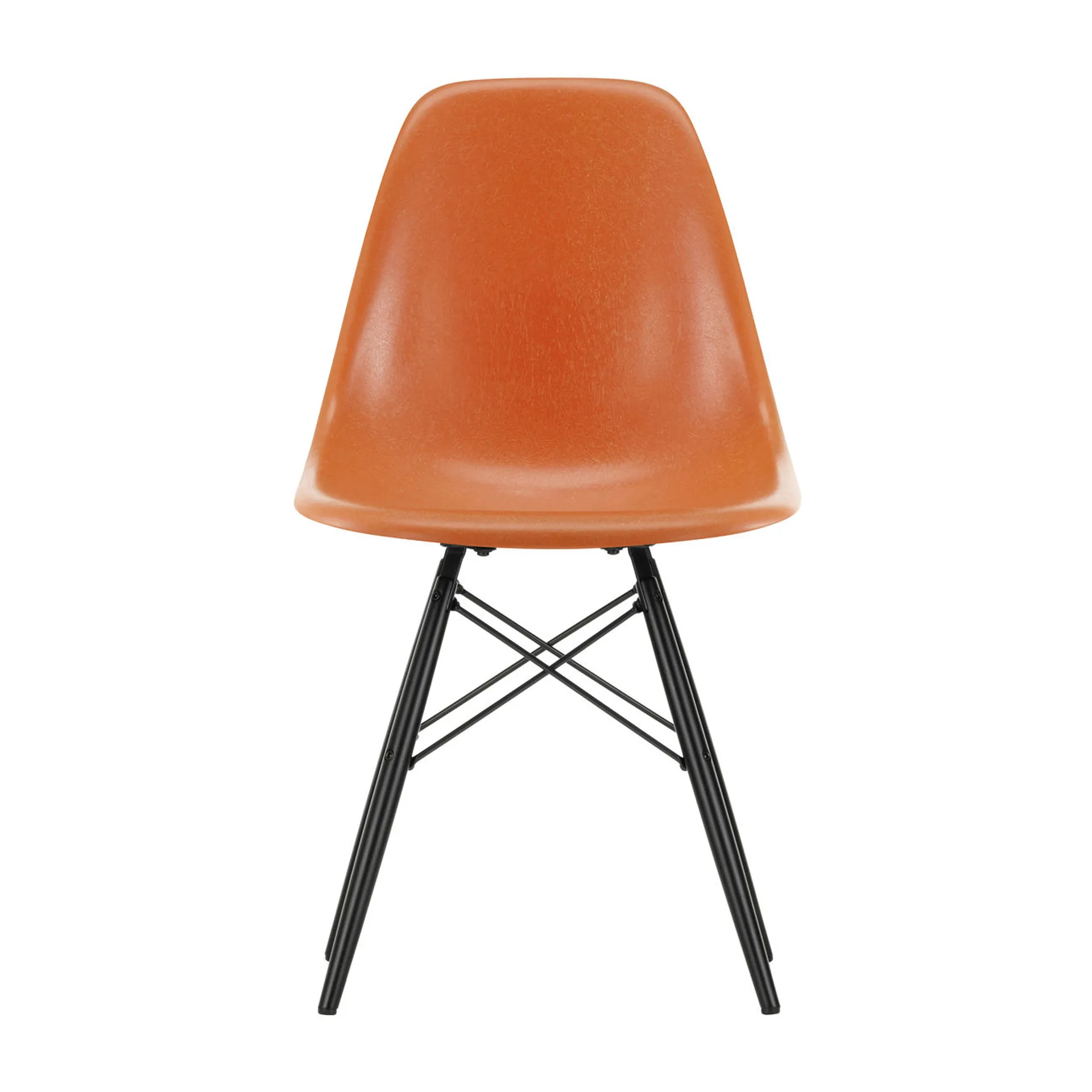 Eames Fiberglass Chairs DSW stol, red orange, svartbetsade lönnben Vitra
