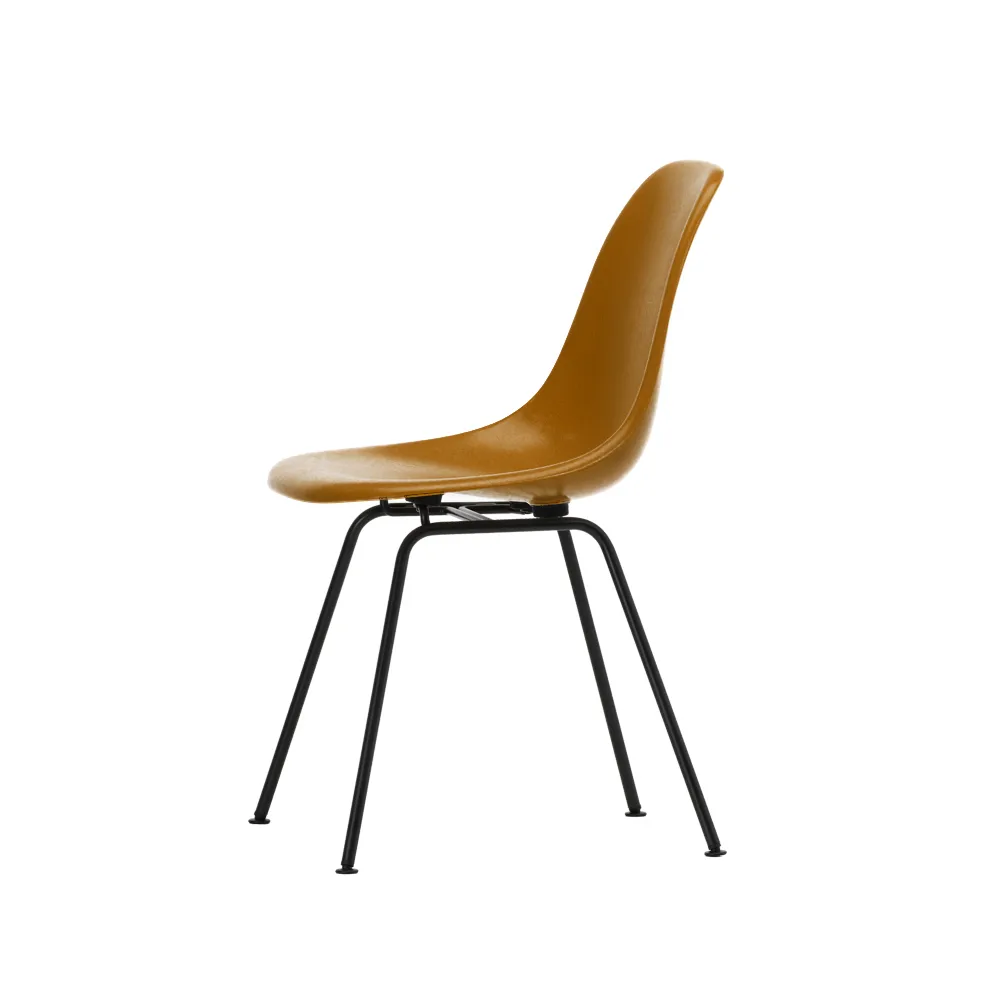 Eames fiberglass chairs DSX stol, Ochre dark-Black Vitra