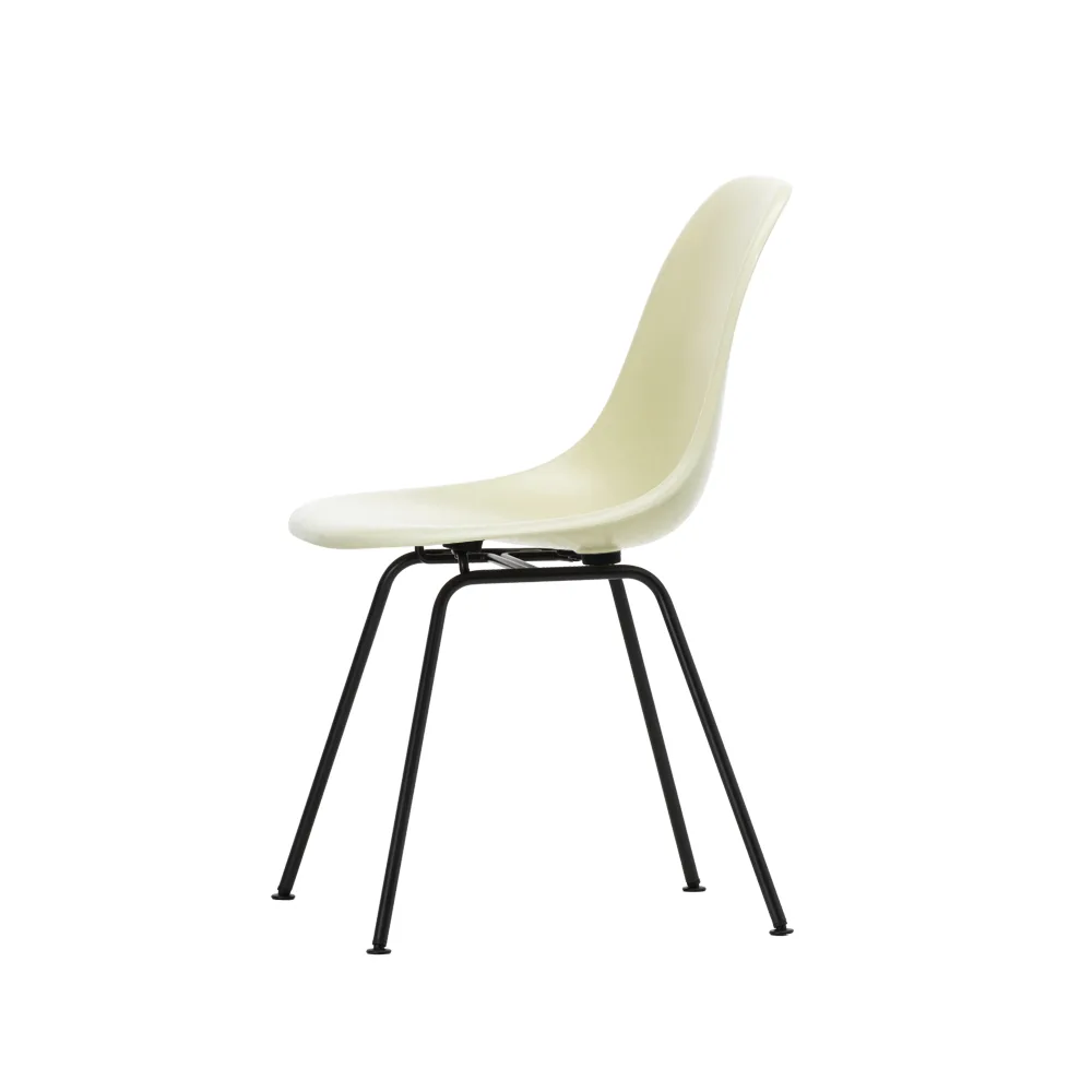 Eames fiberglass chairs DSX stol, Parchment-Black Vitra