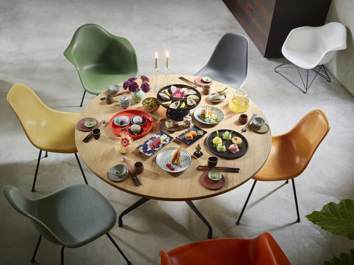 Eames fiberglass chairs DSX stol, Raw umber-Black Vitra