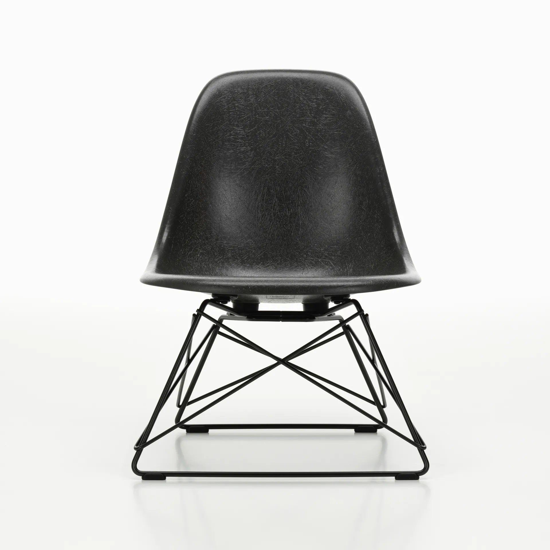 Eames Fiberglass Side Chair LSR loungestol, Elephant hide grey-deep black Vitra