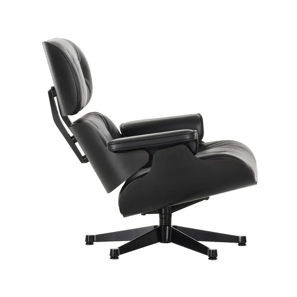 Eames Lounge Chair new dimension Leather premium F, 66 nero-black ash Vitra
