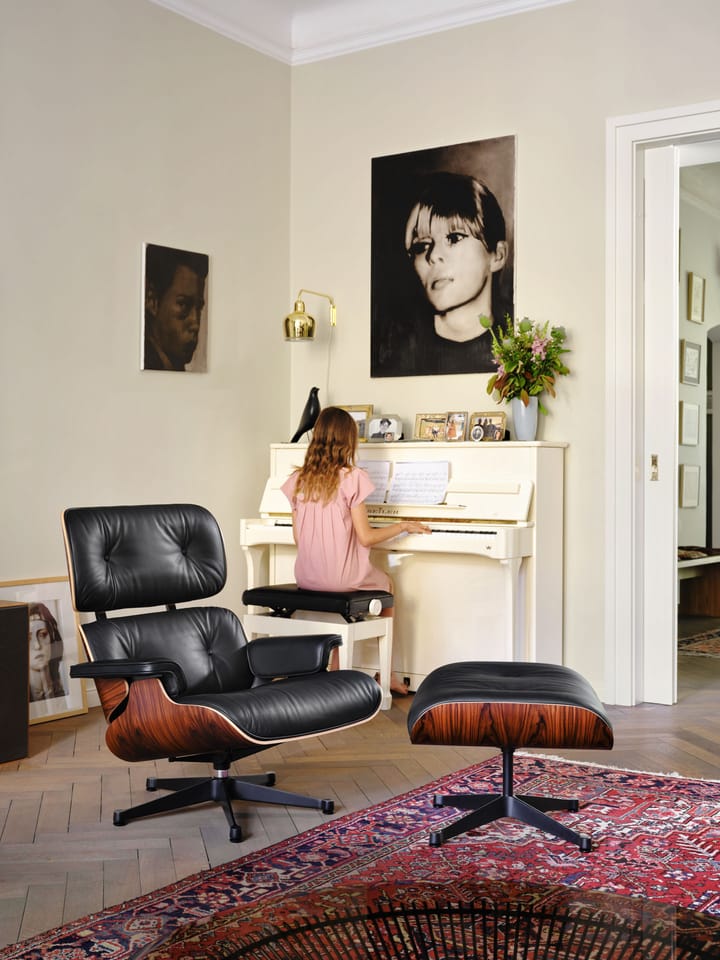 Eames Lounge Chair new dimension Leather premium F, 66 nero-santos palisander Vitra
