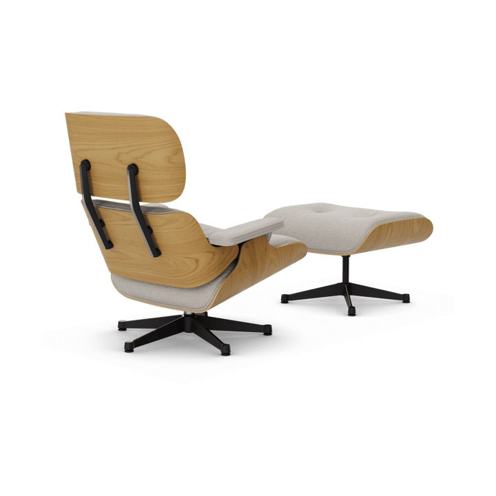 Eames Lounge Chair & Ottoman new dimension, 01 Ivory-pearl-26 chestnut-pol. steel-black Vitra