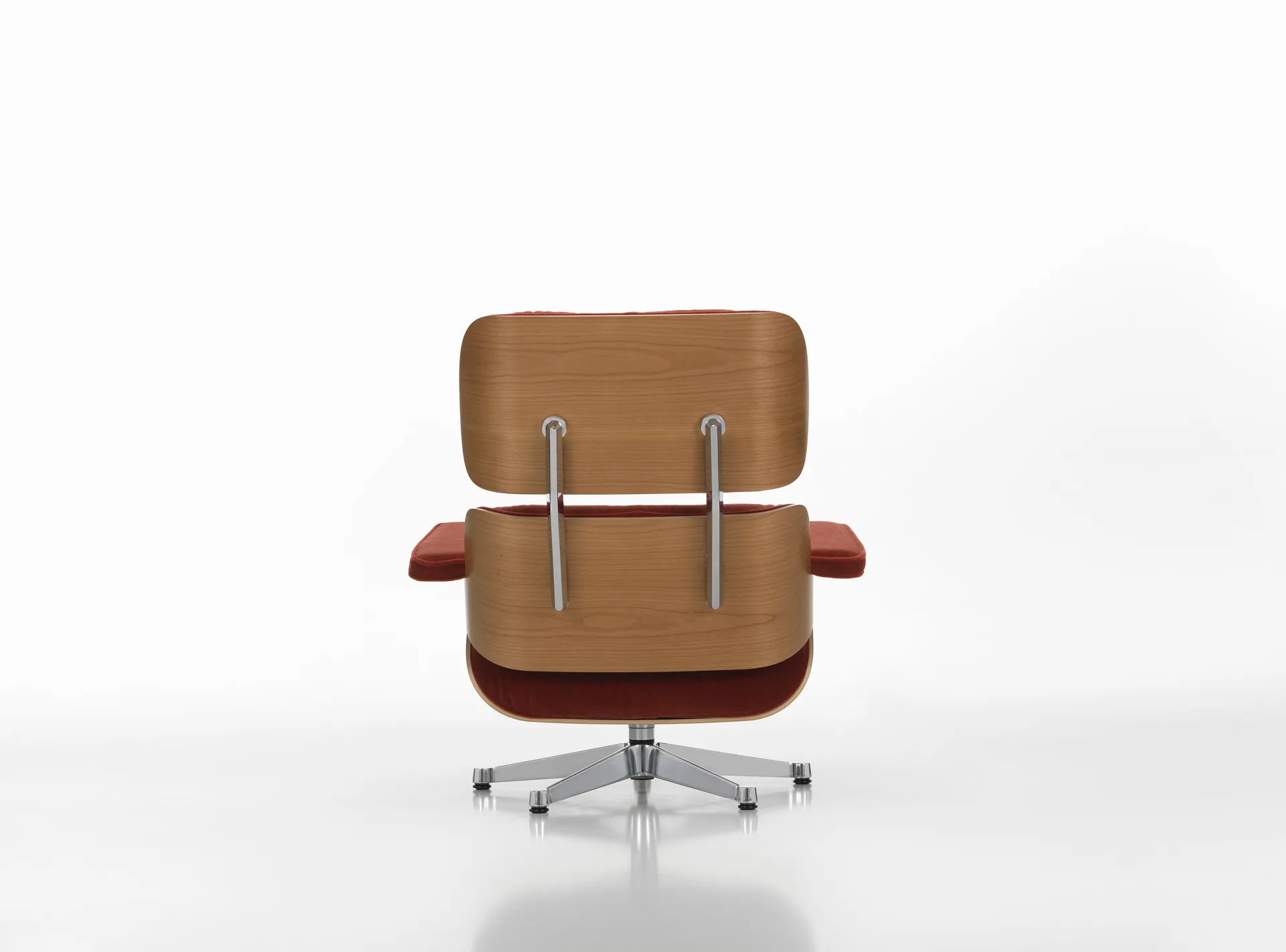 Eames Lounge Chair & Ottoman new dimensions, 07 Brandy-28 cherry natural-pol. steel Vitra