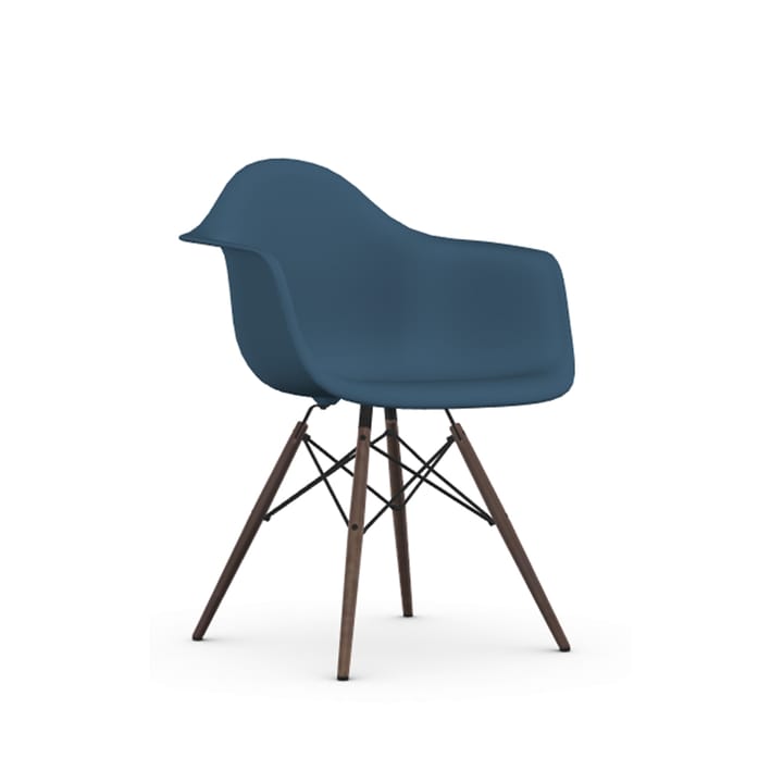 Eames Plastic Armchair RE DAW stol - 83 sea blue-dark maple - Vitra