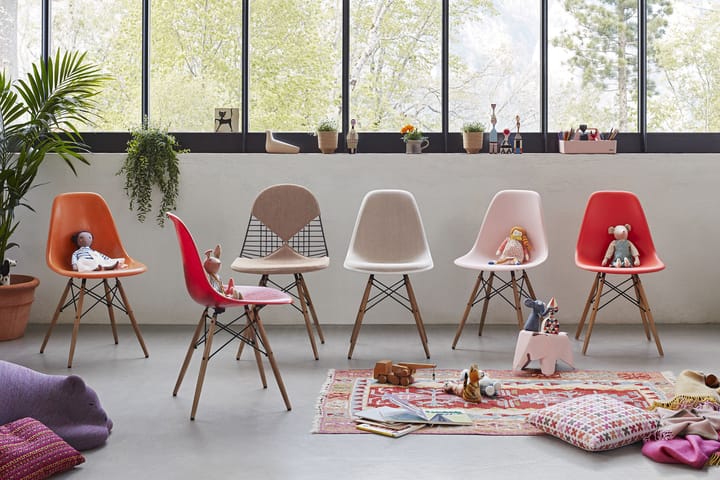 Eames Plastic Side Chair RE DSW stol, 41 pale rose-ash Vitra