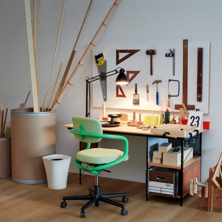 Eames unit EDU skrivbord, Björk-Svart stativ Vitra