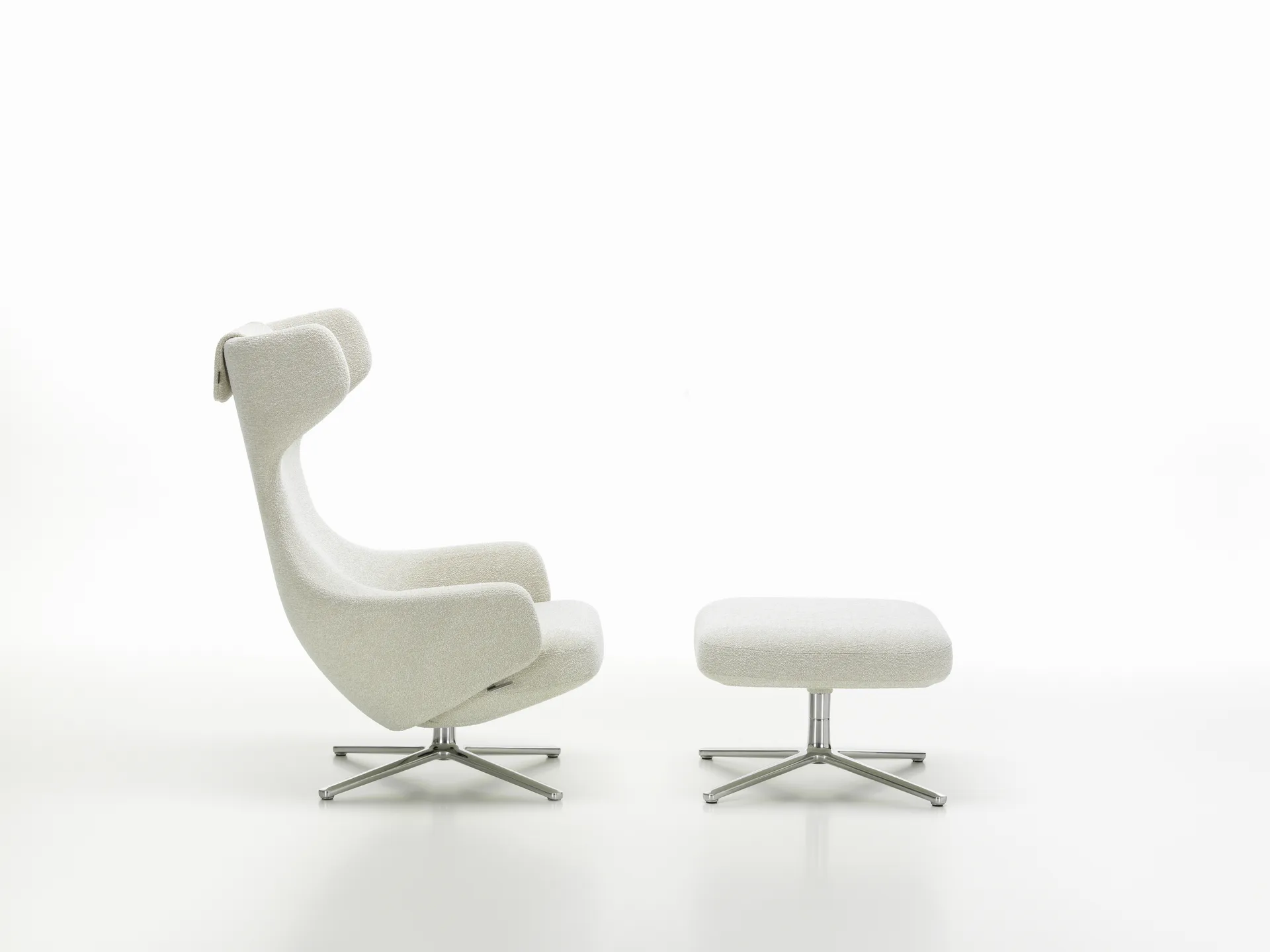 Grand Repos fåtölj & Ottoman aluminiumstativ, Nubia 01 ivory-pearl Vitra