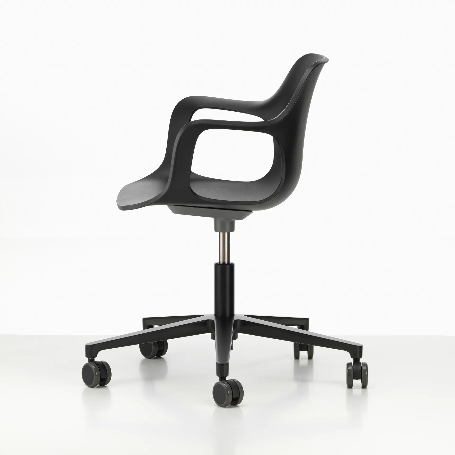 HAL RE armchair studio kontorsstol, Deep black Vitra