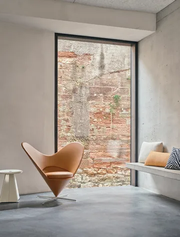 Heart Cone Chair fåtölj - Hola cement-rostfritt stål - Vitra