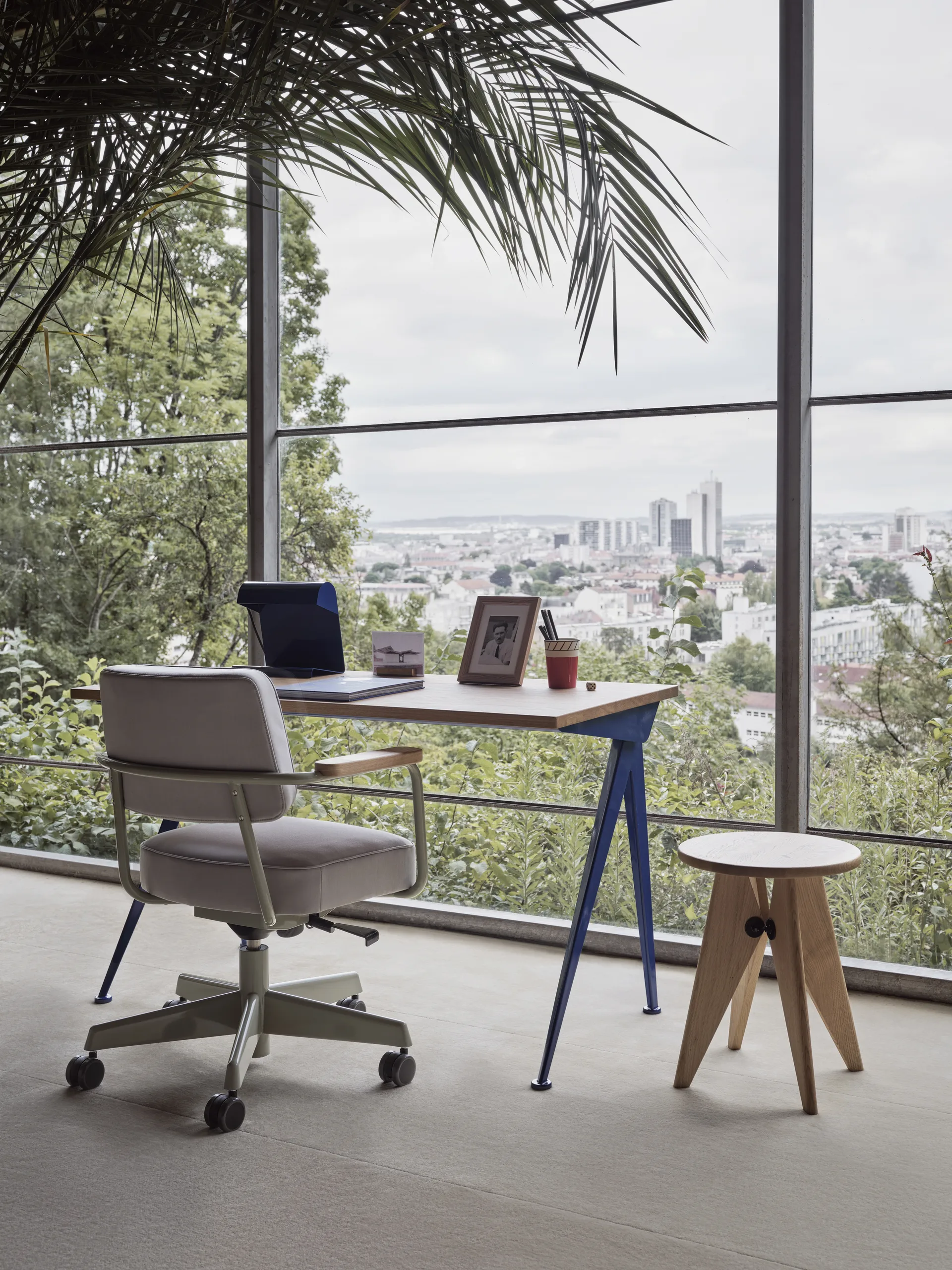 Lampe de Bureau bordslampa, Bleu marcoule Vitra