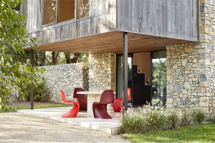 Panton Chair (new height) - Classic red - Vitra