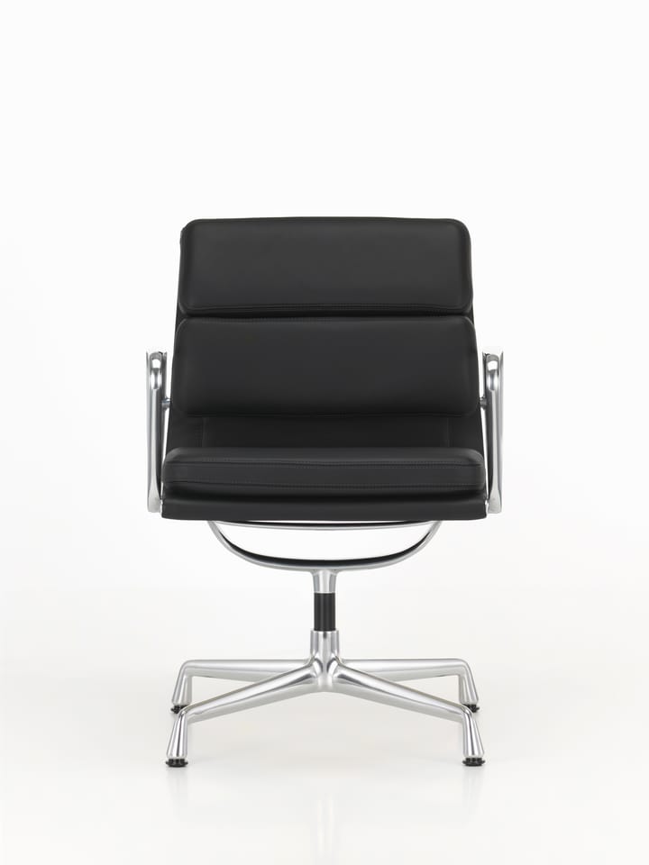 Soft Pad Chair EA 208 classic height polerat krom, Läder L50 Nero (filttassar) Vitra