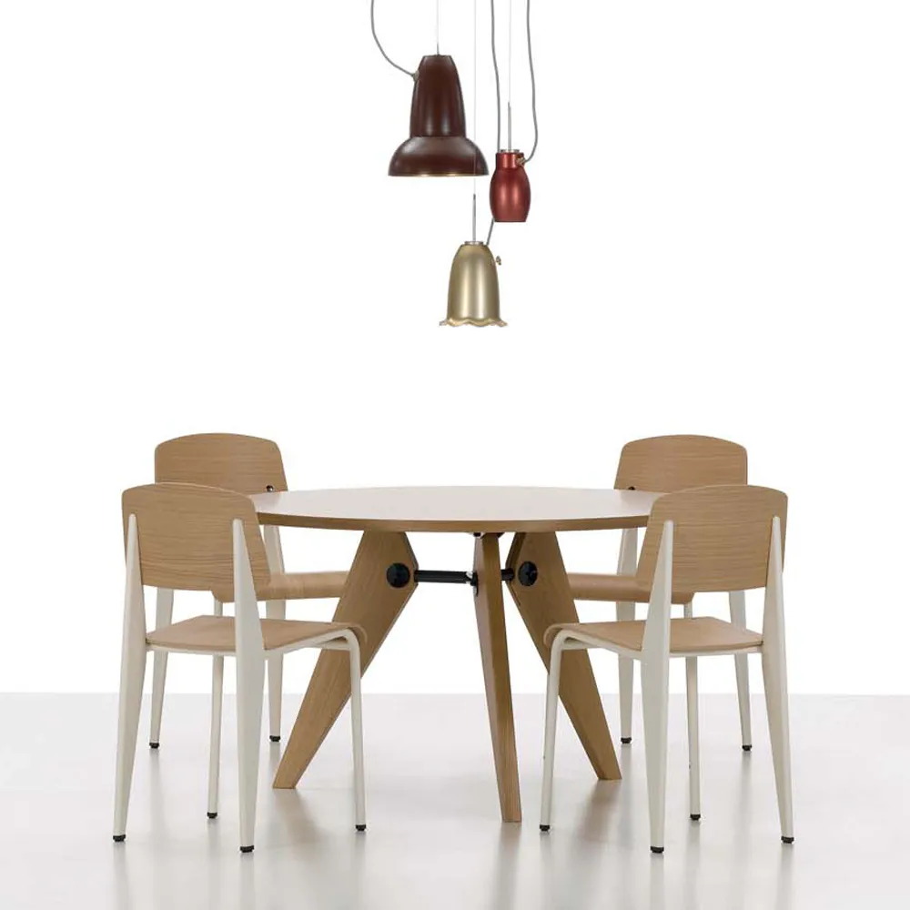 Standard stol, ek natur, deep black Vitra