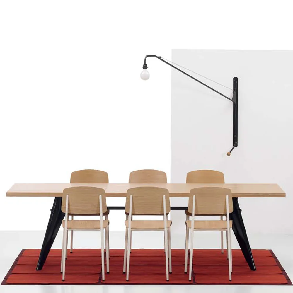 Standard stol, ek natur, deep black Vitra