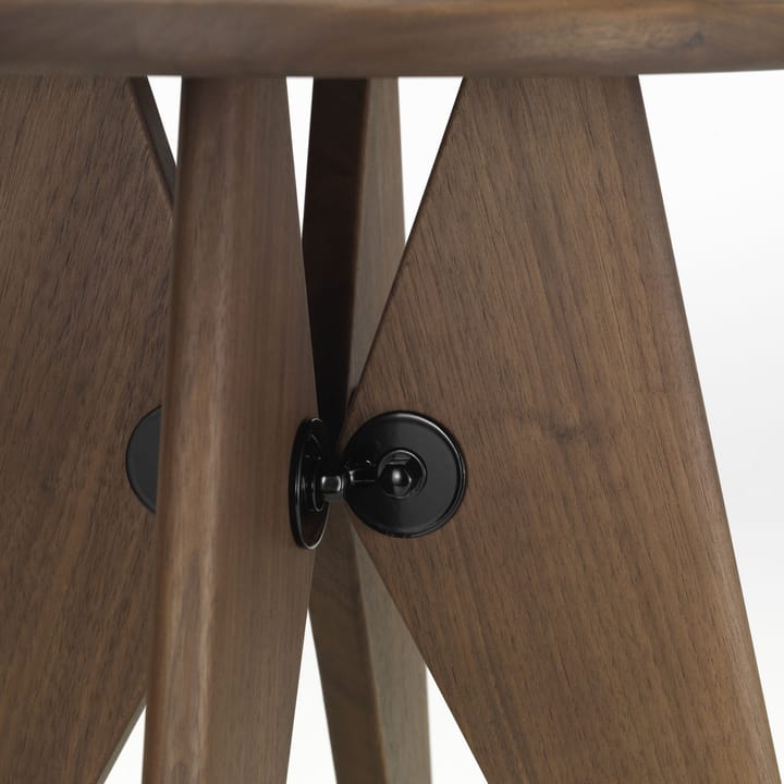 Tabouret Bois pall, Oiled walnut Vitra