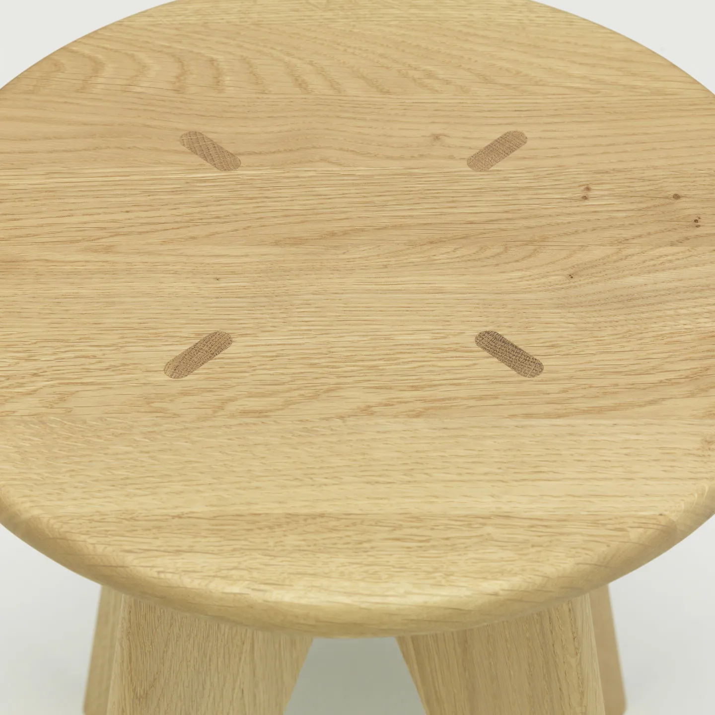 Tabouret Bois rund pall, Oljad ek, Ø35x45 cm Vitra