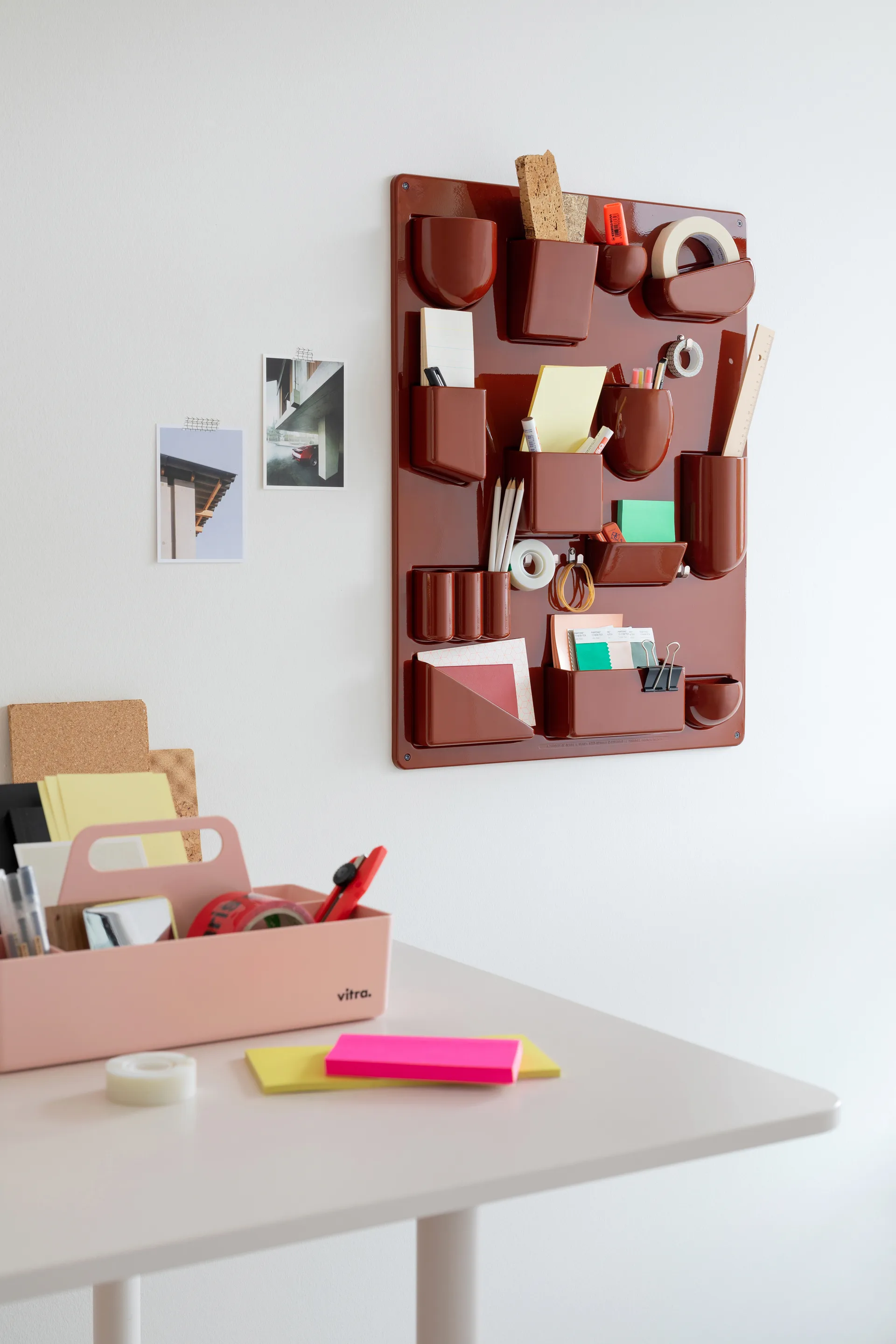 Uten.Silo RE II väggförvaring 52x68 cm, Japanese red RE Vitra