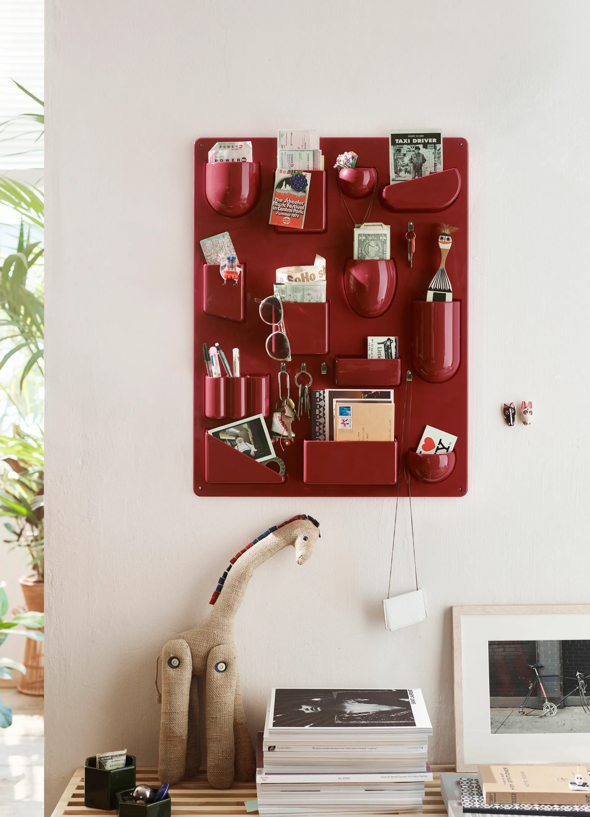 Uten.Silo RE II väggförvaring 52x68 cm, Japanese red RE Vitra