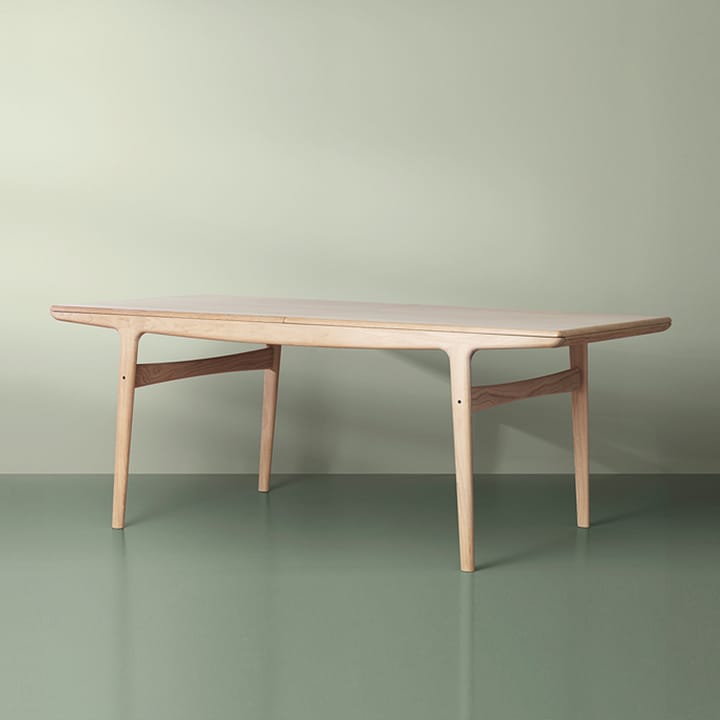 Evermore matbord, valnöt olja, 190 cm Warm Nordic