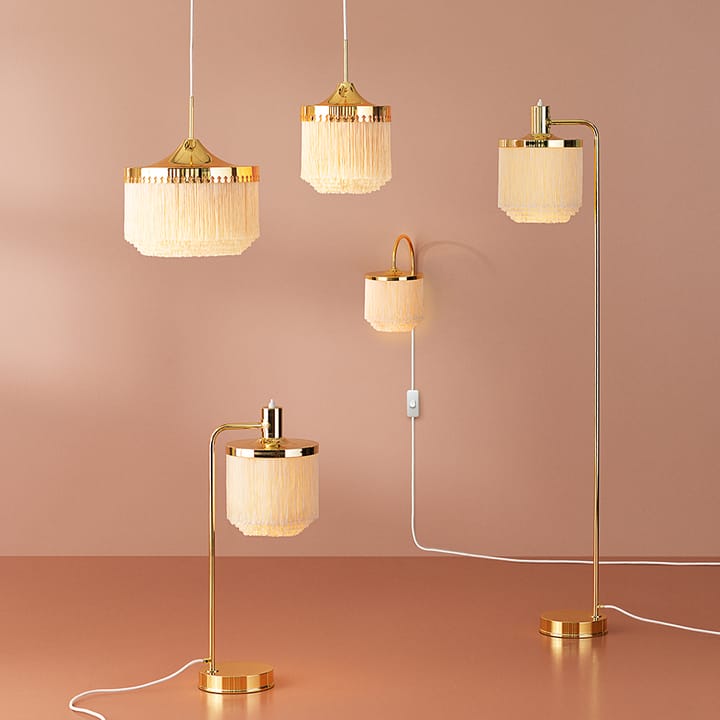 Fringe golvlampa, cream white, mässingspläterat stål Warm Nordic