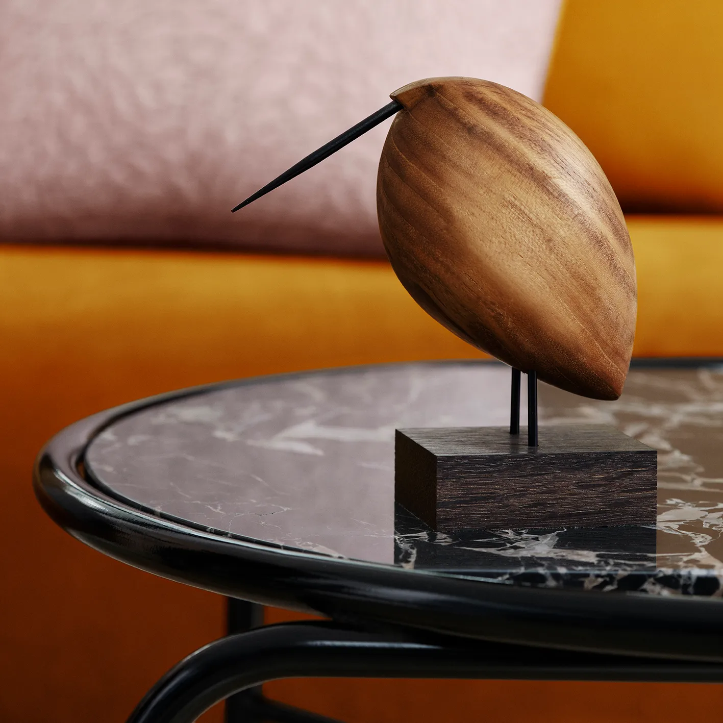 Secant soffbord marmor Ø60 cm, Black-gold Warm Nordic