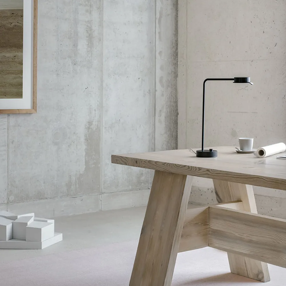 w102 chipperfield t bordslampa, svart Wästberg