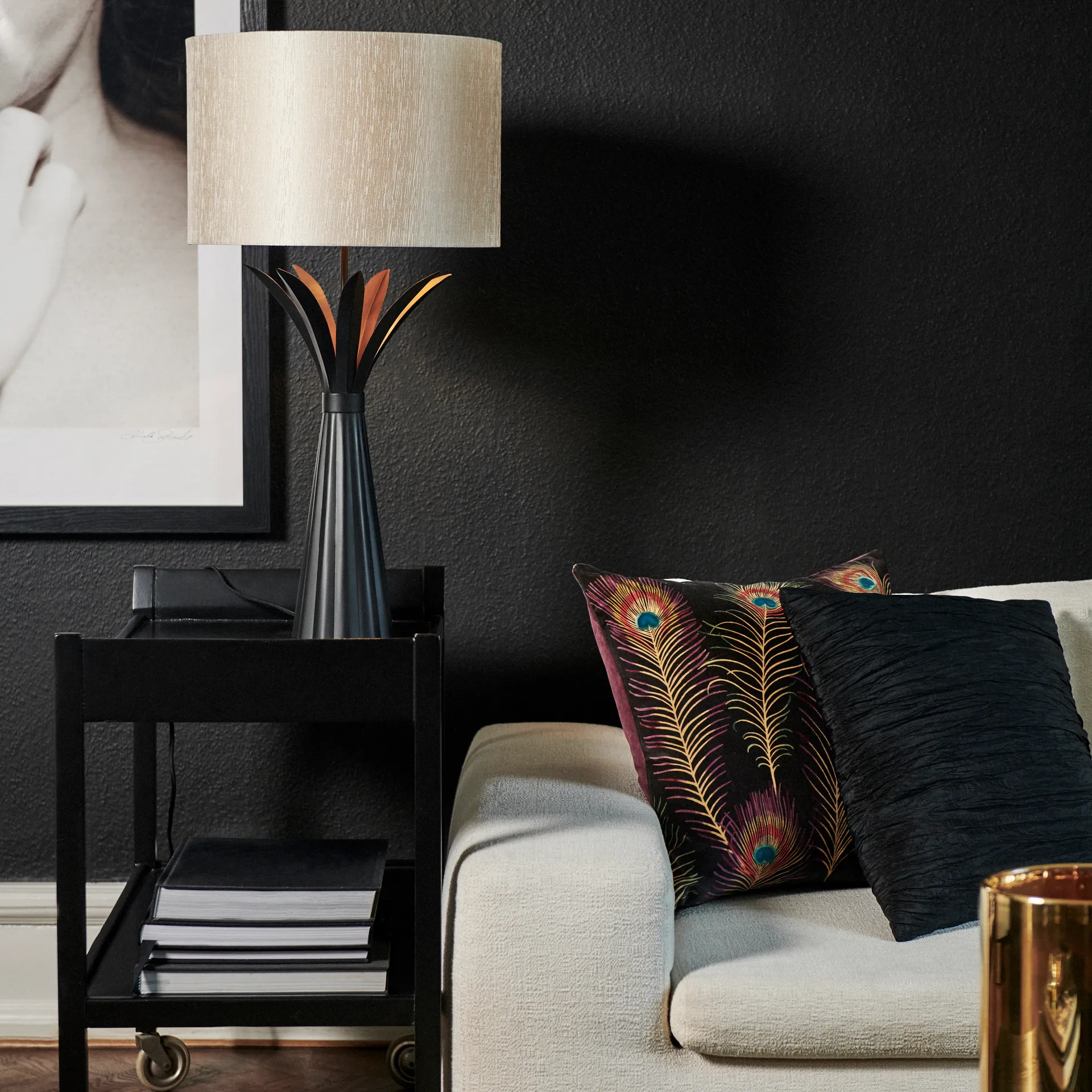 Claire lampfot, svart Watt & Veke