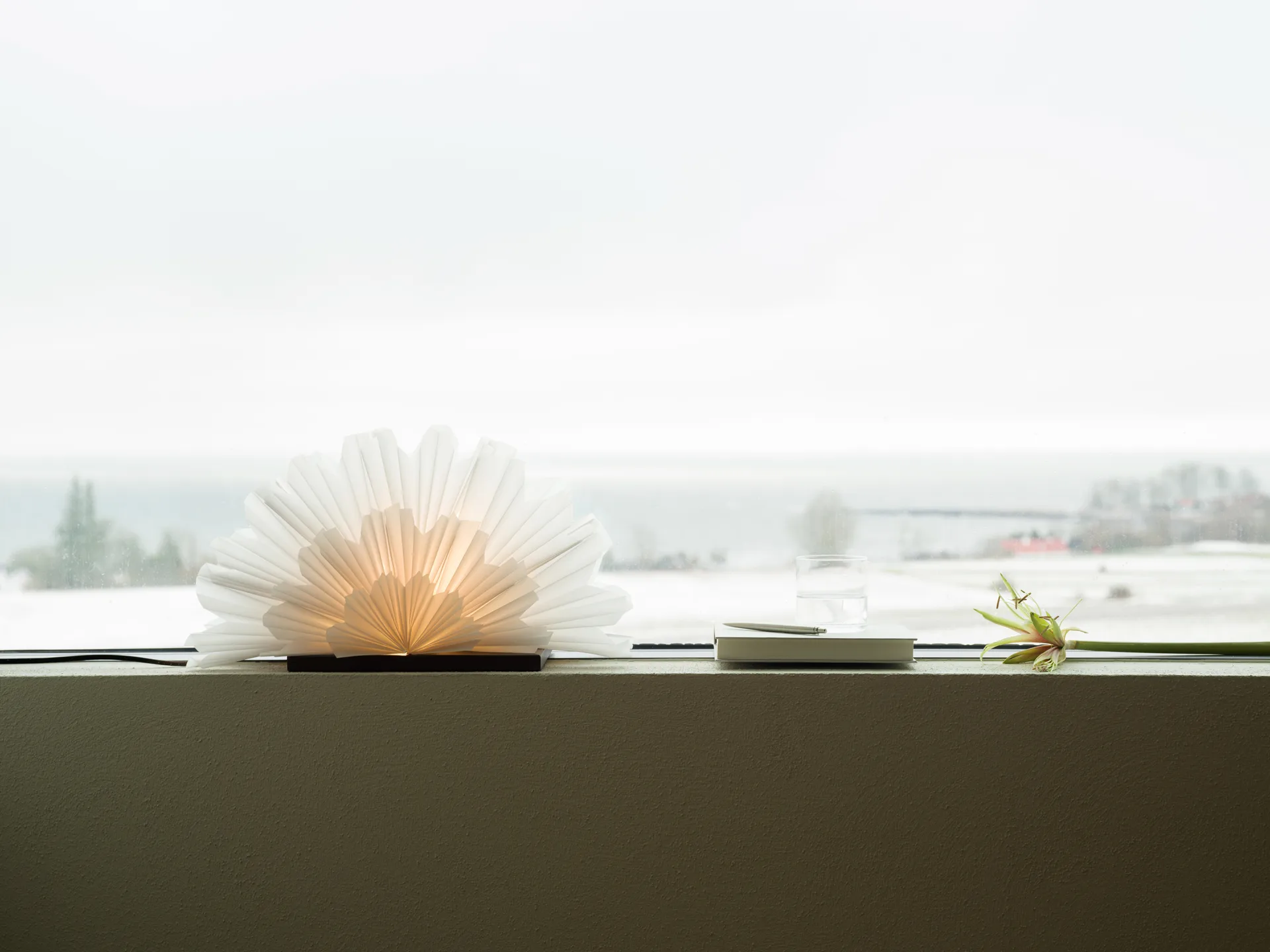 Mezza Snöblomma bordsstjärna, White-coffee Watt & Veke