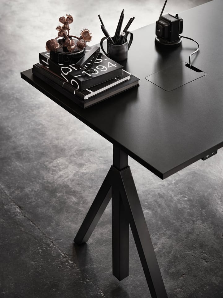 Works höj- och sänkbart skrivbord svart 78x120 cm - undefined - Works
