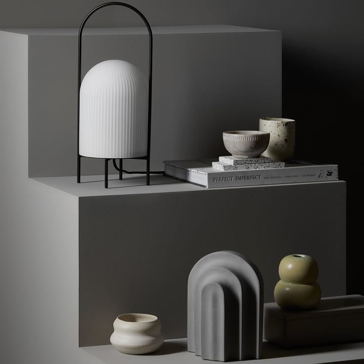 Ghost bordslampa, Svart-vitt opalglas Woud