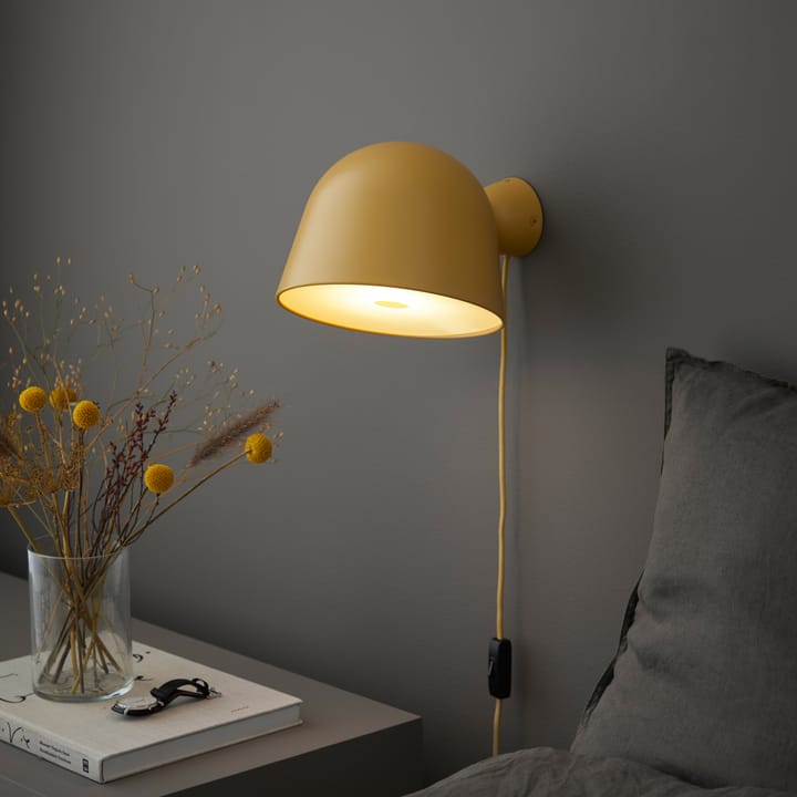 Kuppi vägglampa 2.0, Senapsgul Woud