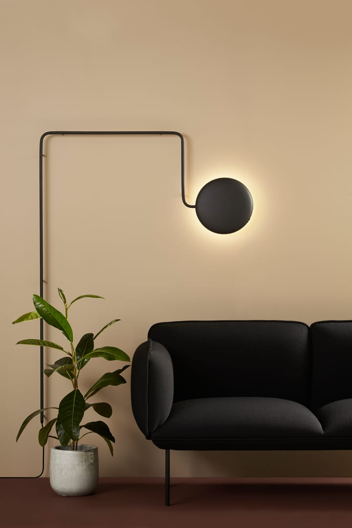Mercury vägglampa, Svartmålad metall Woud
