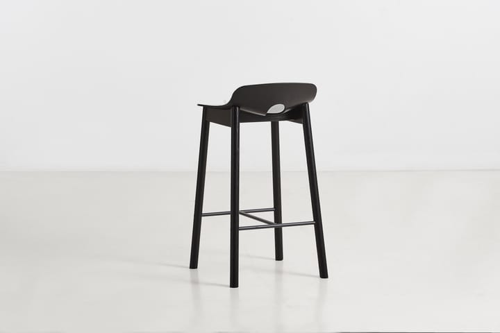 Mono barstol 65 cm, Svartmålad ask Woud