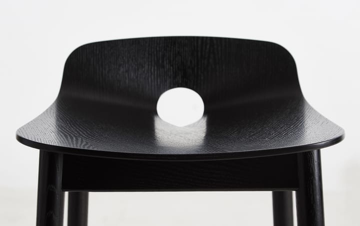 Mono barstol 65 cm, Svartmålad ask Woud