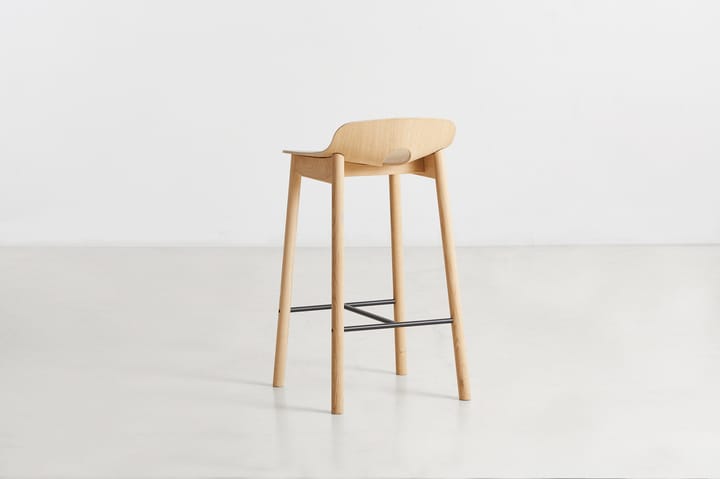 Mono barstol 65 cm, Vitpigmenterad ek Woud
