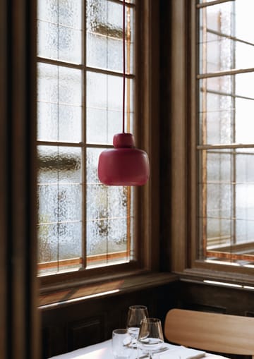 Stone taklampa small - Deep red - Woud