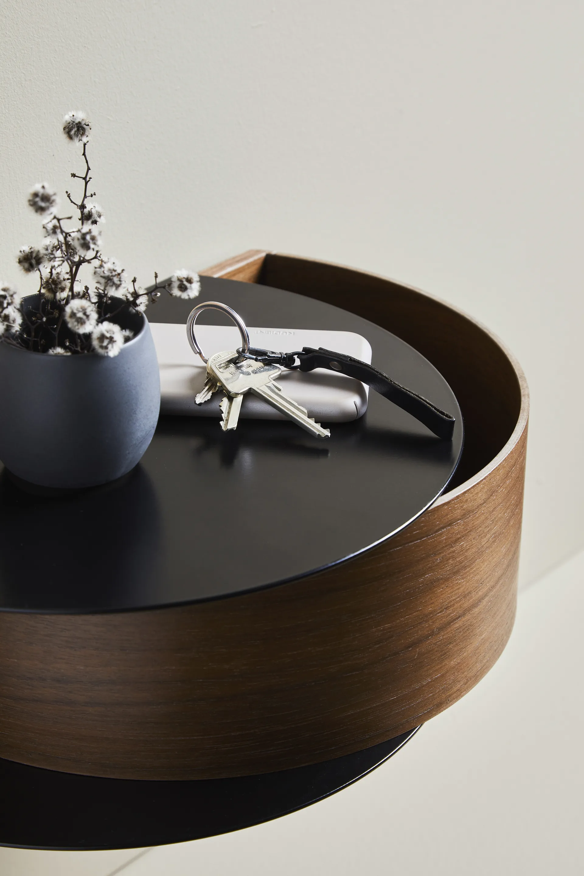 Wallie wall drawer hylla, Valnöt Woud