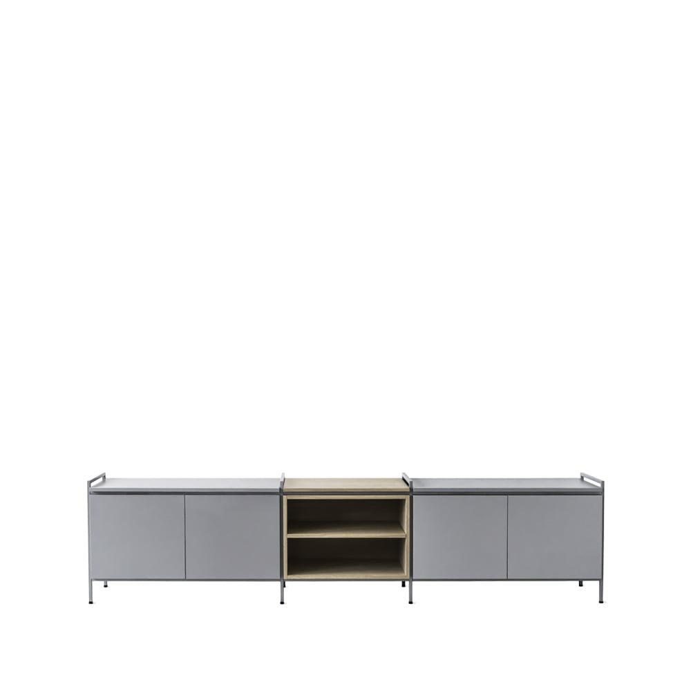 Zweed Molto Low sideboard grå/ek, 3 sektioner | Skandinavisk Design | Sideboards & Skänkar | Grå