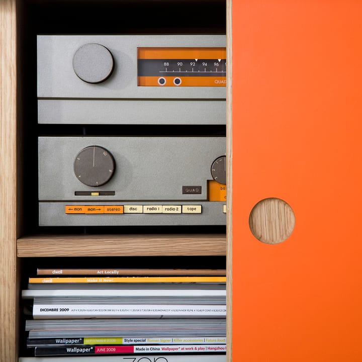 Moodi 180 sideboard, orange/vit, ekstomme Zweed