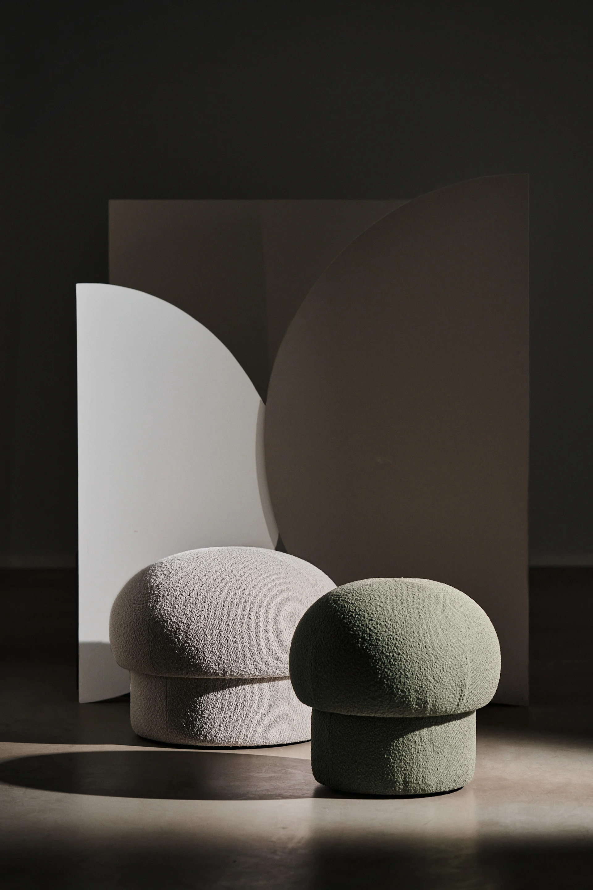 Uno puff jubileumsutgåva Svenssons 125 år, formgiven av Claesson Koivisto Rune för Design House Stockholm.
