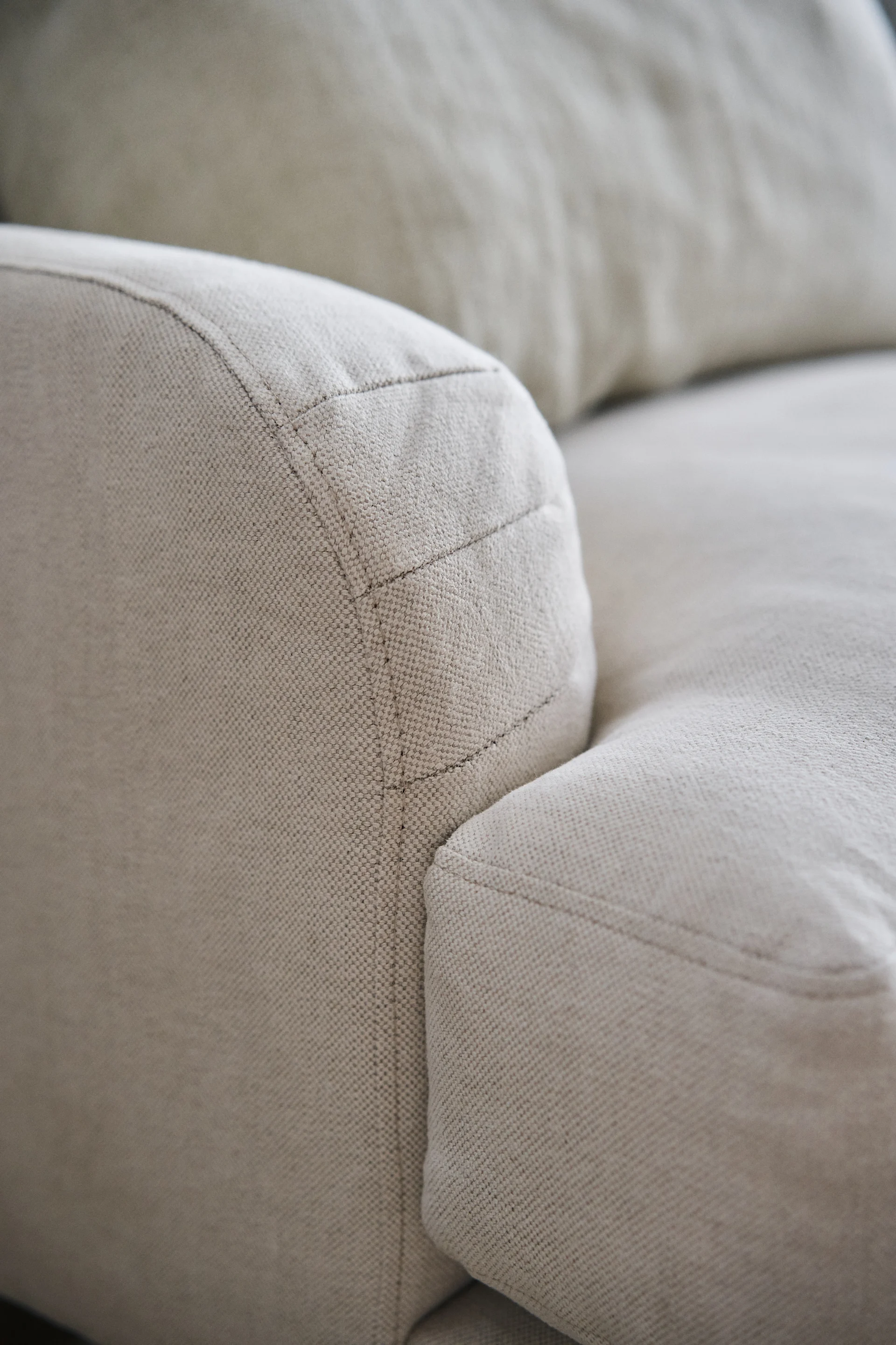 Närbild på Lidnäs soffklädsel från varumärket 1898.