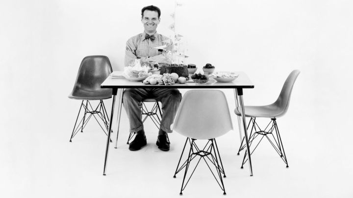 Charles Eames, en av formgivarna bakom Eames-stolarna.