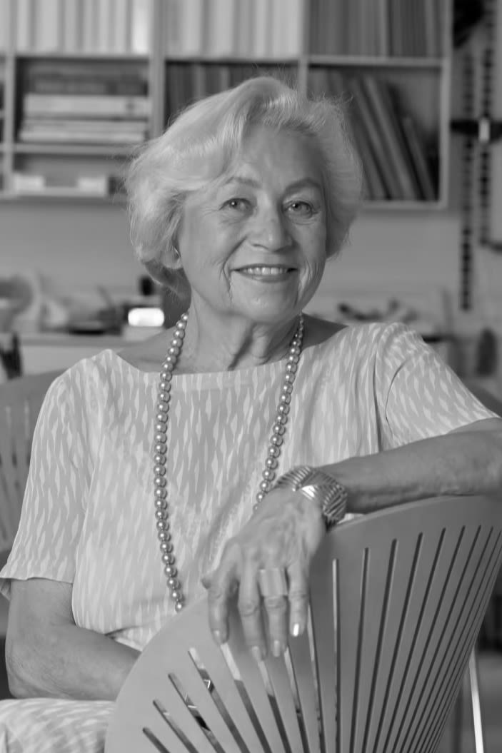 Nanna Ditzel profilbild, formgivare av Trinidad-stolen för Fredericia Furniture.