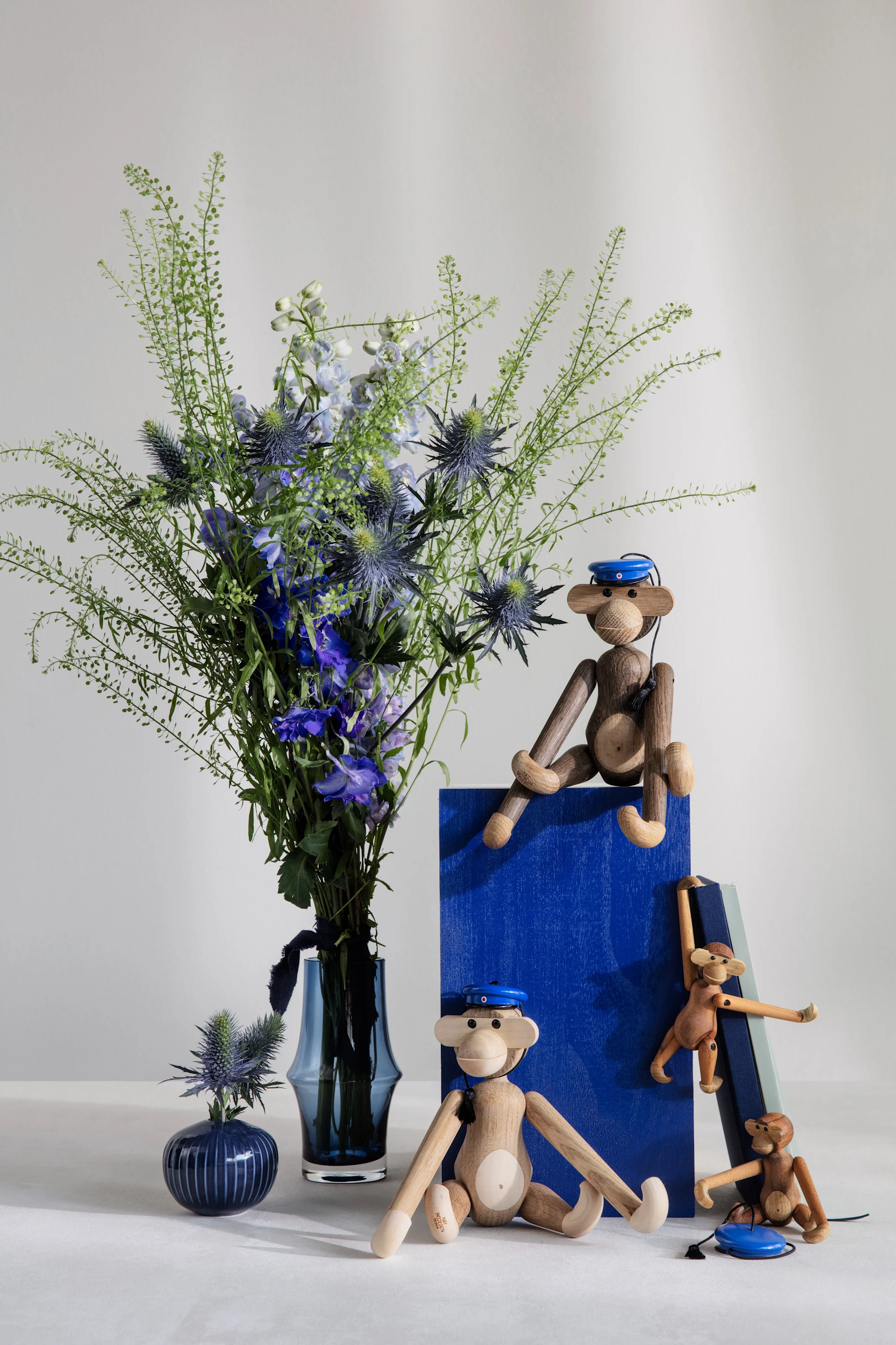 Kay Bojesens träfigurer är ett populärt presenttips till den designintresserade och är även perfekt examenspresent till den som vill börja samla på designikoner.